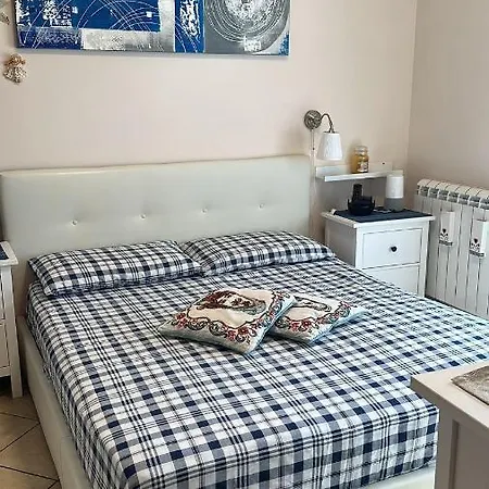 Lägenhet La Pigna Blu *